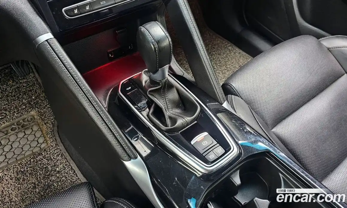 Renault QM6 2020 2.0 Автомат в Москве № 316948, фото 9