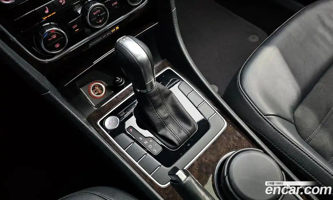 Volkswagen Passat 2014 2.0 Автомат в Москве № 318009, фото 12