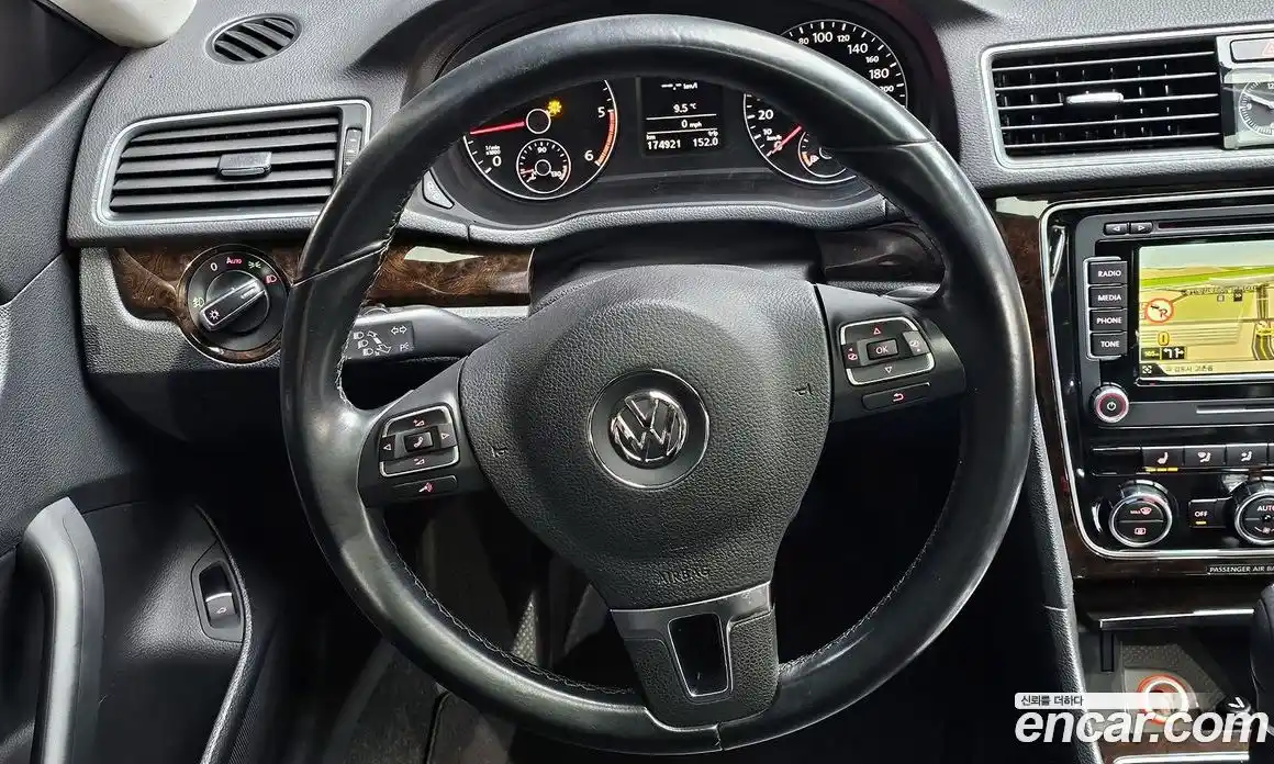 Volkswagen Passat 2014 2.0 Автомат в Москве № 318009, фото 4