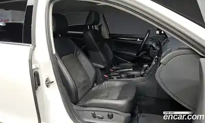 Volkswagen Passat 2014 2.0 Автомат в Москве № 318009, миниатюра 10