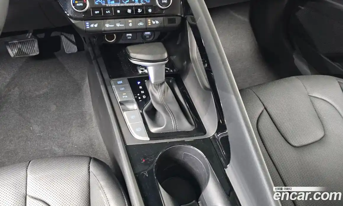 Hyundai Avante 2021 1.6 Автомат в Москве № 319224, фото 6