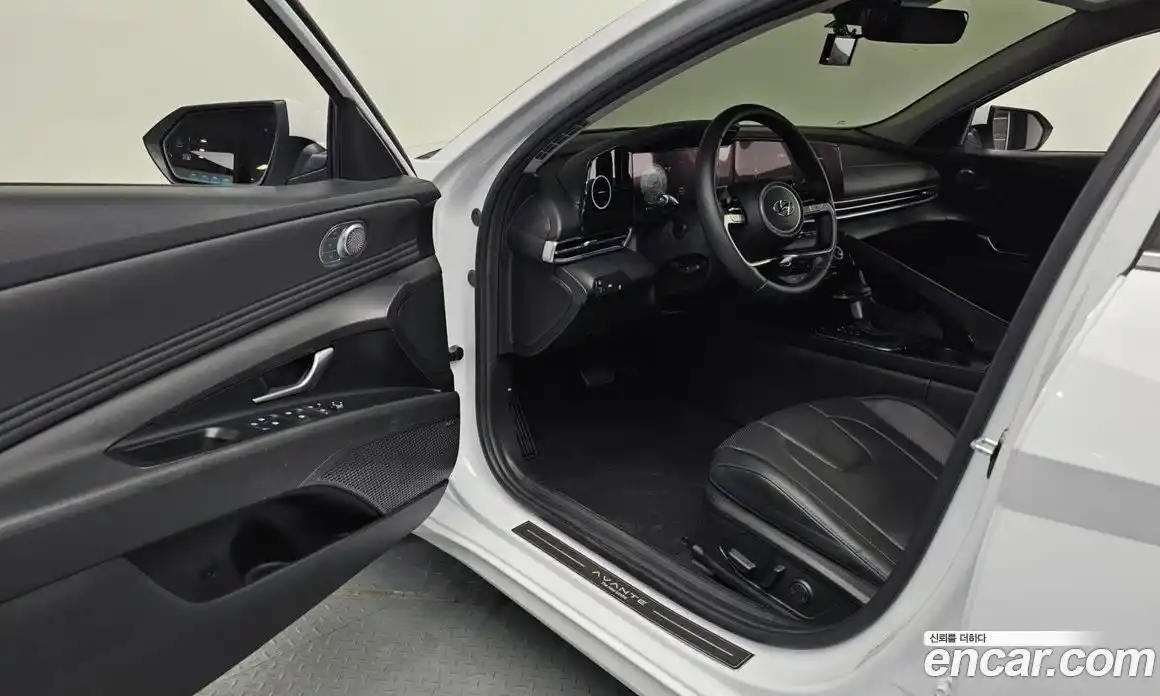 Hyundai Avante 2021 1.6 Автомат в Москве № 319224, фото 7