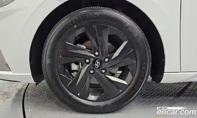 Hyundai Avante 2021 1.6 Автомат в Москве № 319224, миниатюра 10