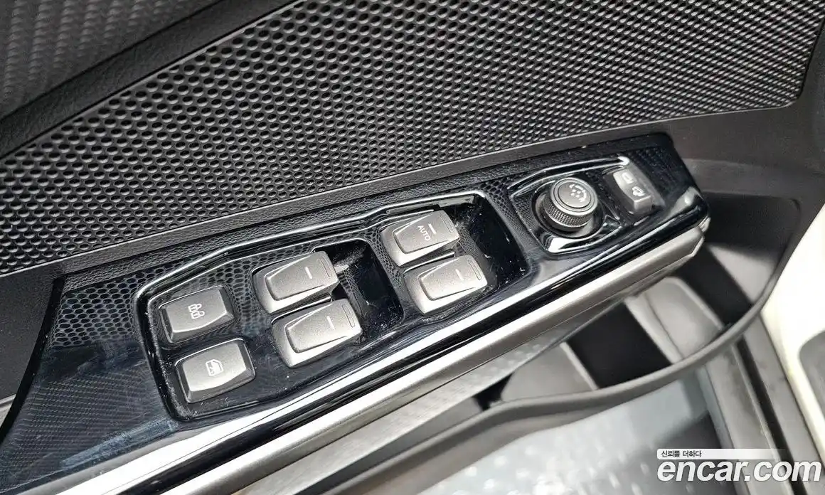 SsangYong TIBOLI 2021 1.5 Автомат в Москве № 32312, фото 17