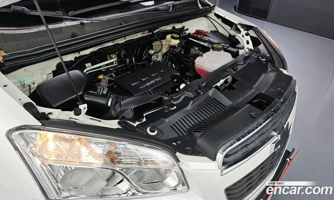 Chevrolet Trax 2014 1.4 Автомат в Москве № 36950, фото 13