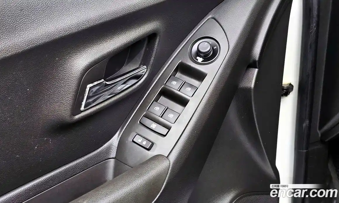 Chevrolet Trax 2014 1.4 Автомат в Москве № 36950, фото 17