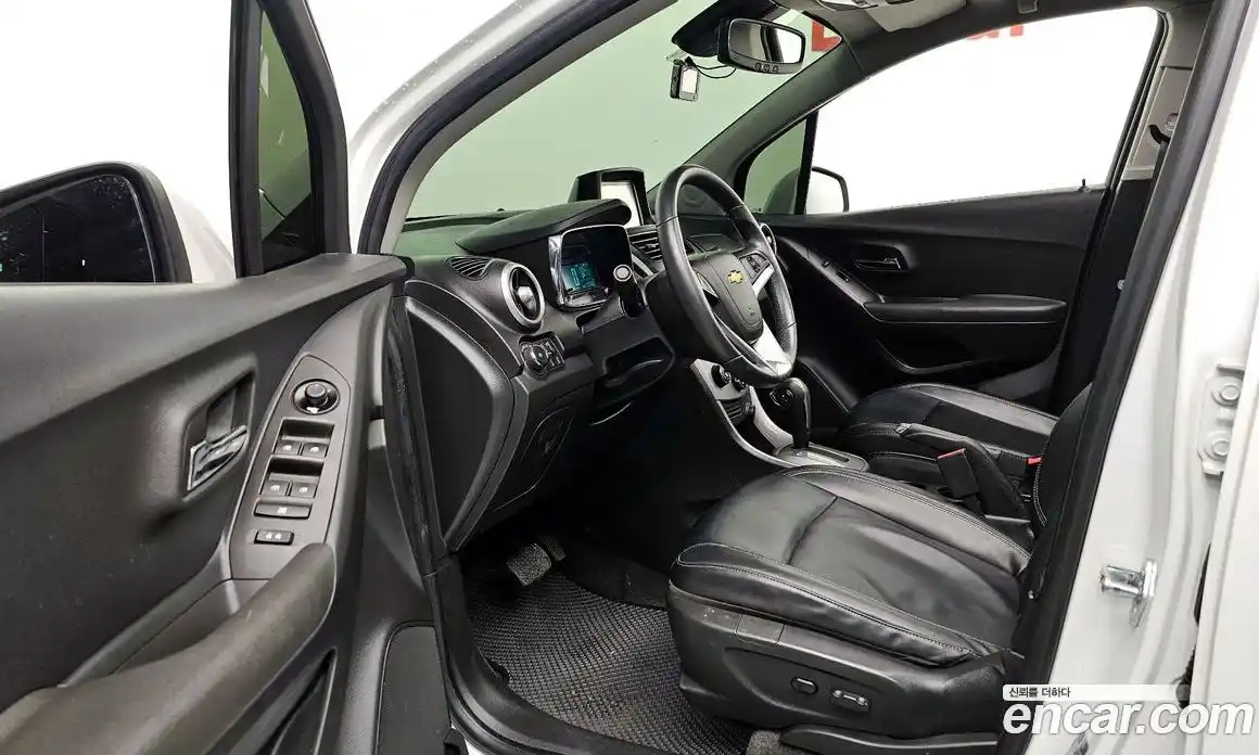 Chevrolet Trax 2014 1.4 Автомат в Москве № 36950, фото 3