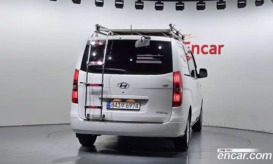 Hyundai Starex 2019 2.5 Автомат в Москве № 3932, фото 13