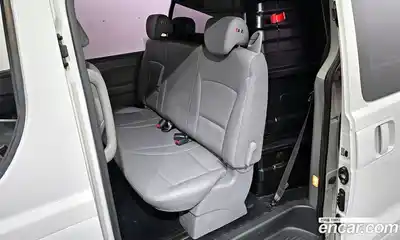 Hyundai Starex 2019 2.5 Автомат в Москве № 3932, миниатюра 2