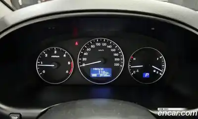 Hyundai Starex 2019 2.5 Автомат в Москве № 3932, миниатюра 9