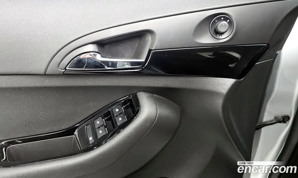 Chevrolet Orlando 2014 2.0 Автомат в Москве № 40569, фото 15