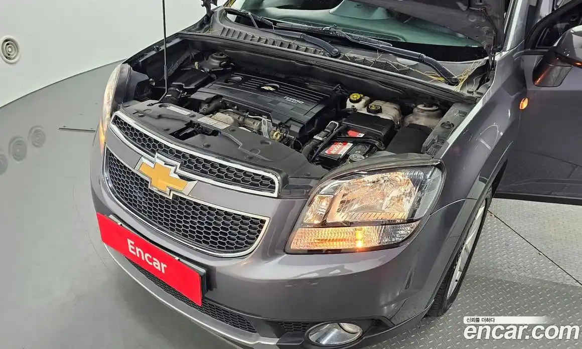 Chevrolet Orlando 2013 2.0 Автомат в Москве № 40978, фото 17