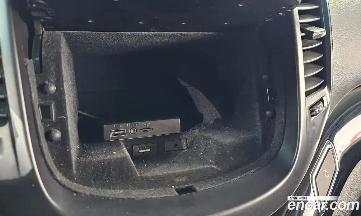 Chevrolet Orlando 2013 2.0 Автомат в Москве № 40978, фото 18