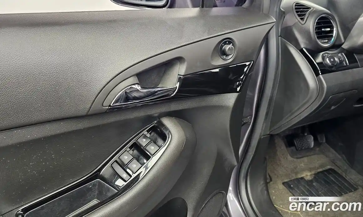 Chevrolet Orlando 2013 2.0 Автомат в Москве № 40978, фото 20