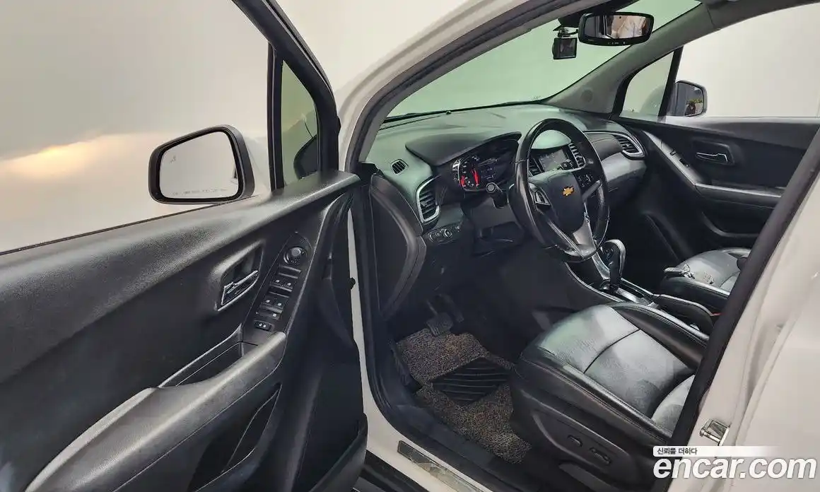 Chevrolet Trax 2019 1.4 Автомат в Москве № 42017, фото 17