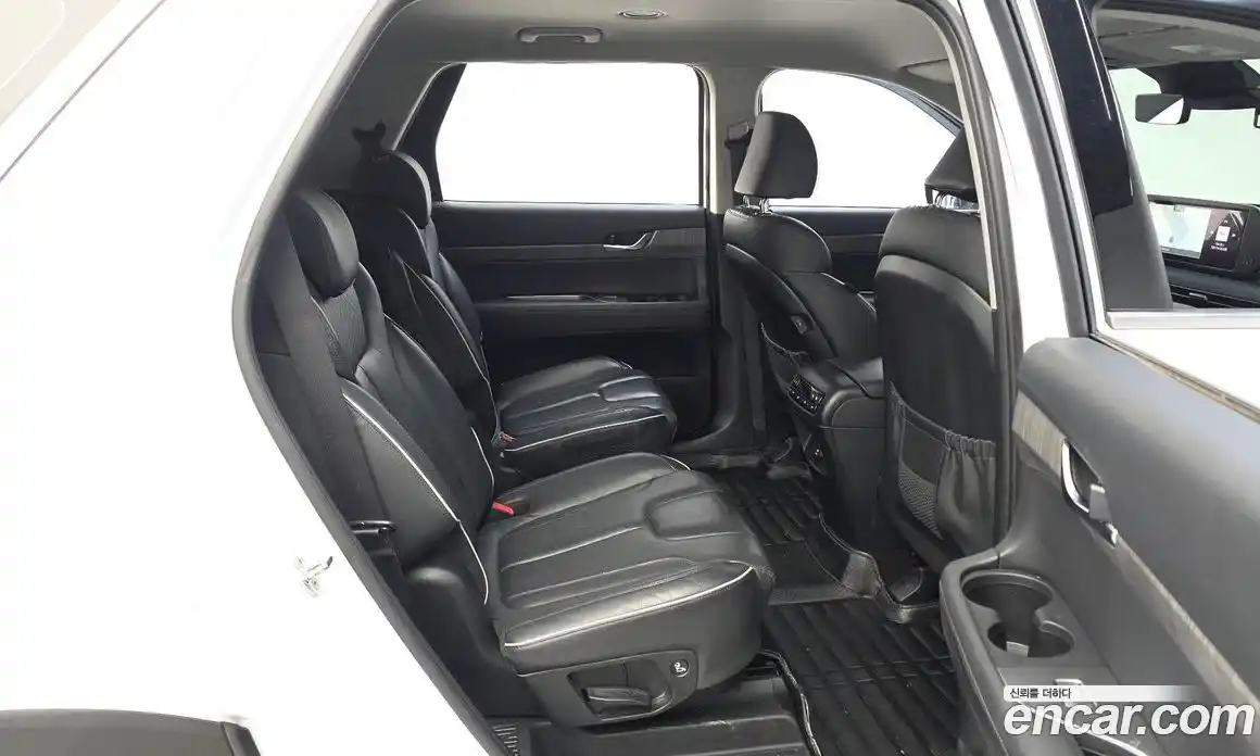 Hyundai Palisade 2023 3.8 Автомат в Москве № 42698, фото 14