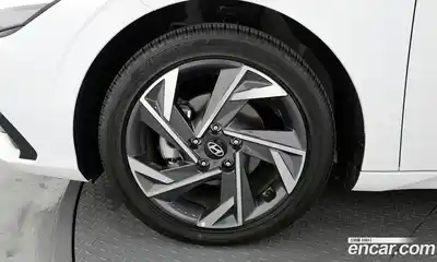 Hyundai Avante 2026 1.6 Автомат в Москве № 43944, миниатюра 2