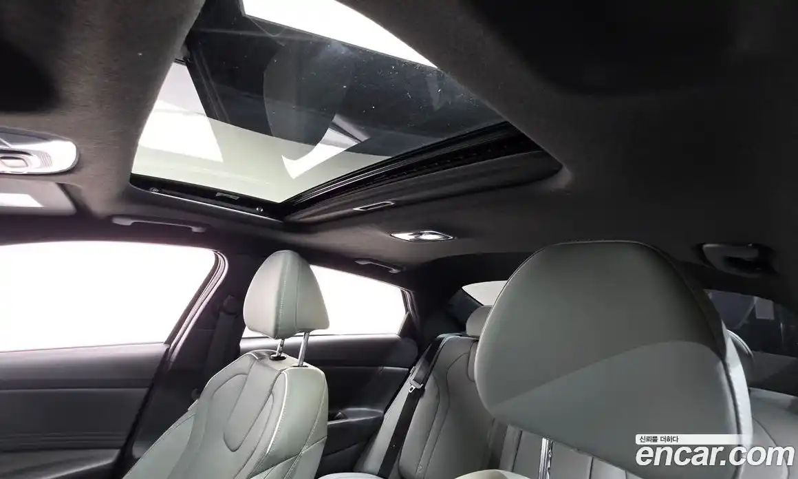 Hyundai Avante 2025 1.6 Автомат в Москве № 44841, фото 16