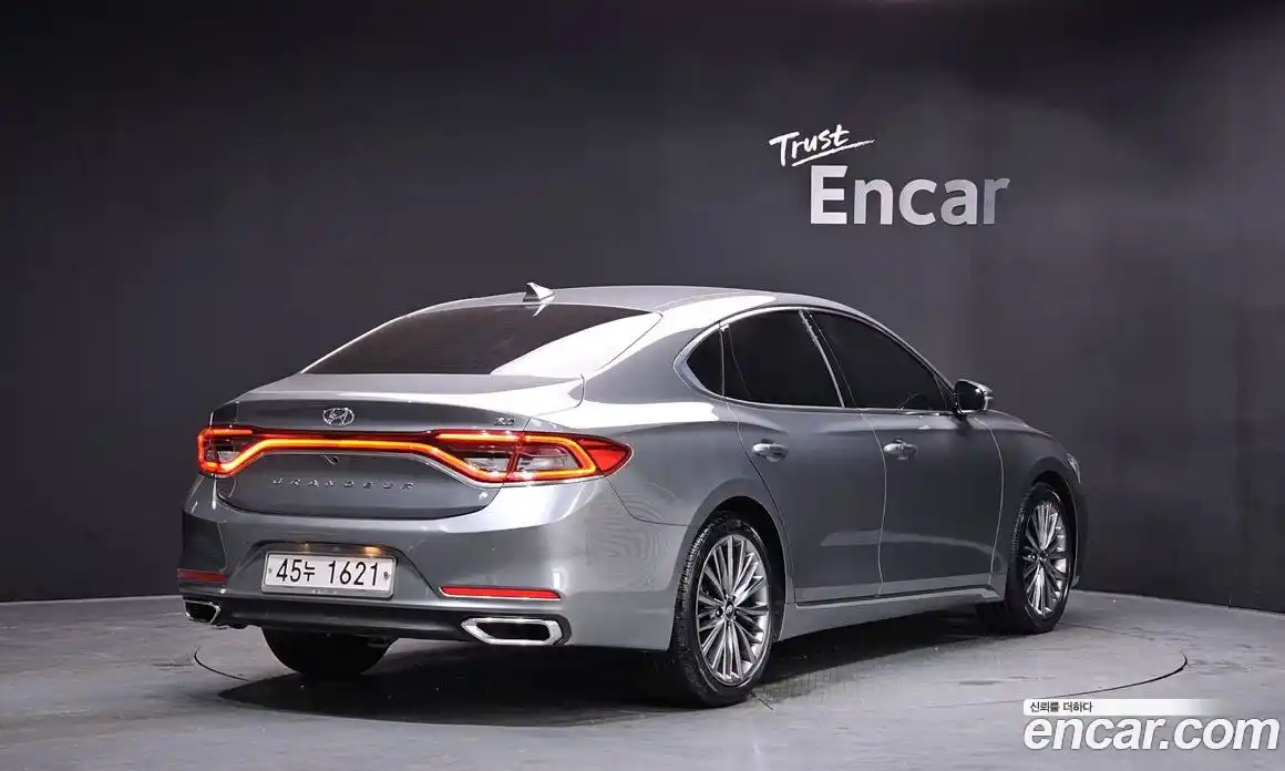 Hyundai Grandeur 2018 3.0 Автомат в Москве № 49625, фото 14