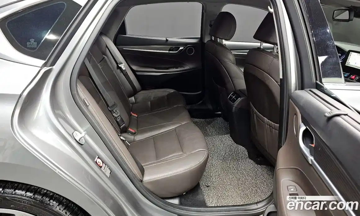 Hyundai Grandeur 2018 3.0 Автомат в Москве № 49625, фото 16