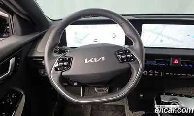 Kia EV6 2023 0.1 Автомат в Москве № 50657, миниатюра 11