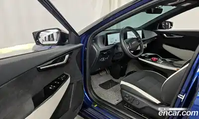 Kia EV6 2023 0.1 Автомат в Москве № 50657, миниатюра 12