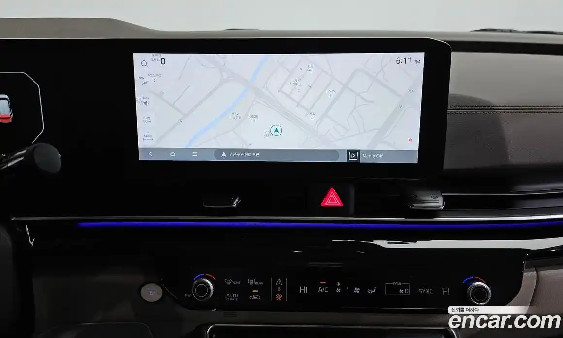 Kia Canival 2024 3.5 Автомат в Москве № 51326, фото 1