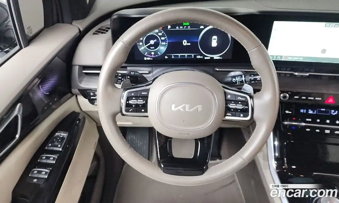 Kia Canival 2023 3.5 Автомат в Москве № 51420, фото 15