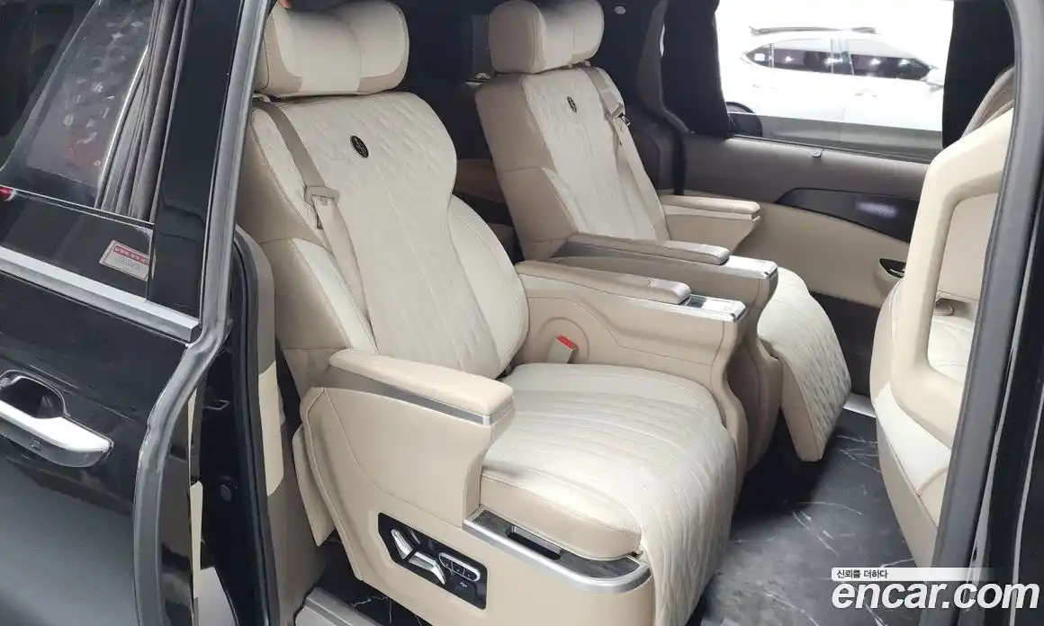 Kia Canival 2023 3.5 Автомат в Москве № 51420, фото 17