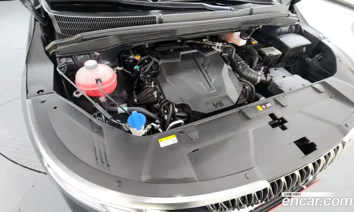 Kia Canival 2023 3.5 Автомат в Москве № 51420, фото 20