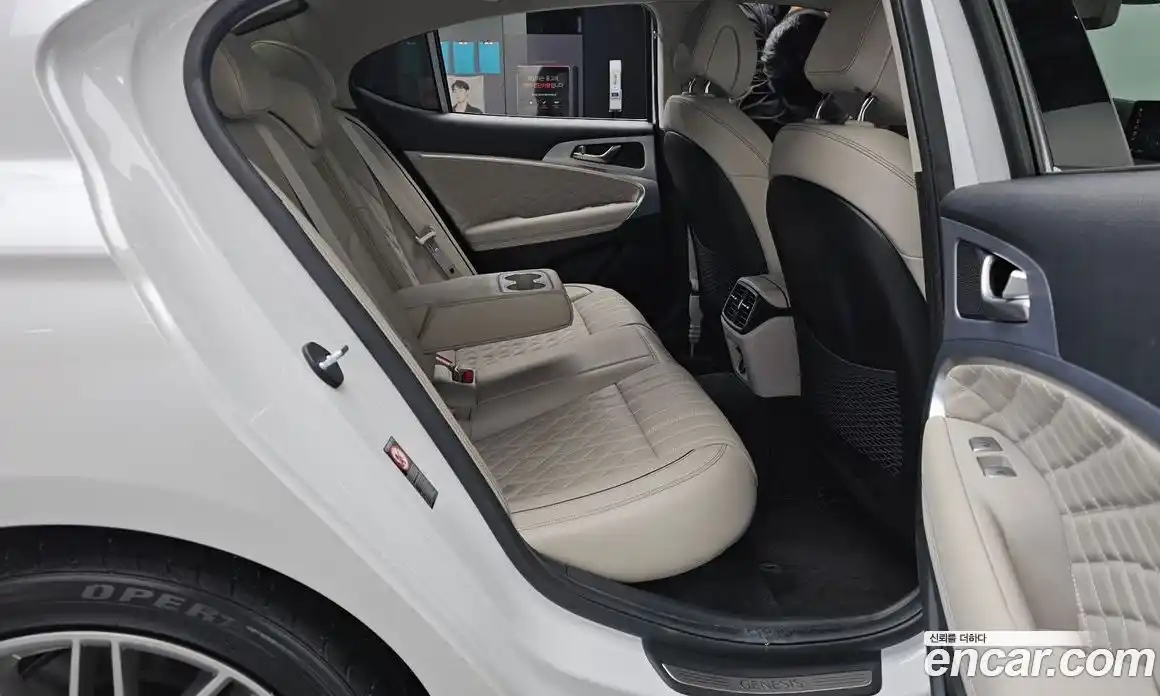 Genesis G70 2019 2.0 Автомат в Москве № 56635, фото 14