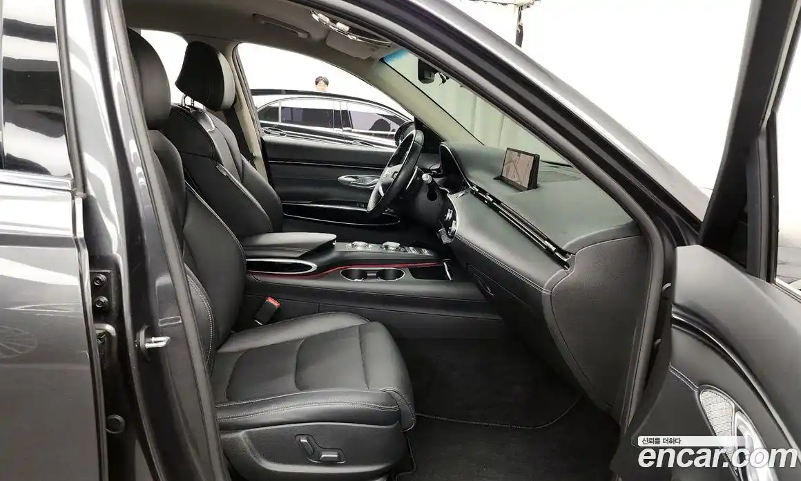 Genesis GV70 2021 2.2 Автомат в Москве № 56672, фото 4