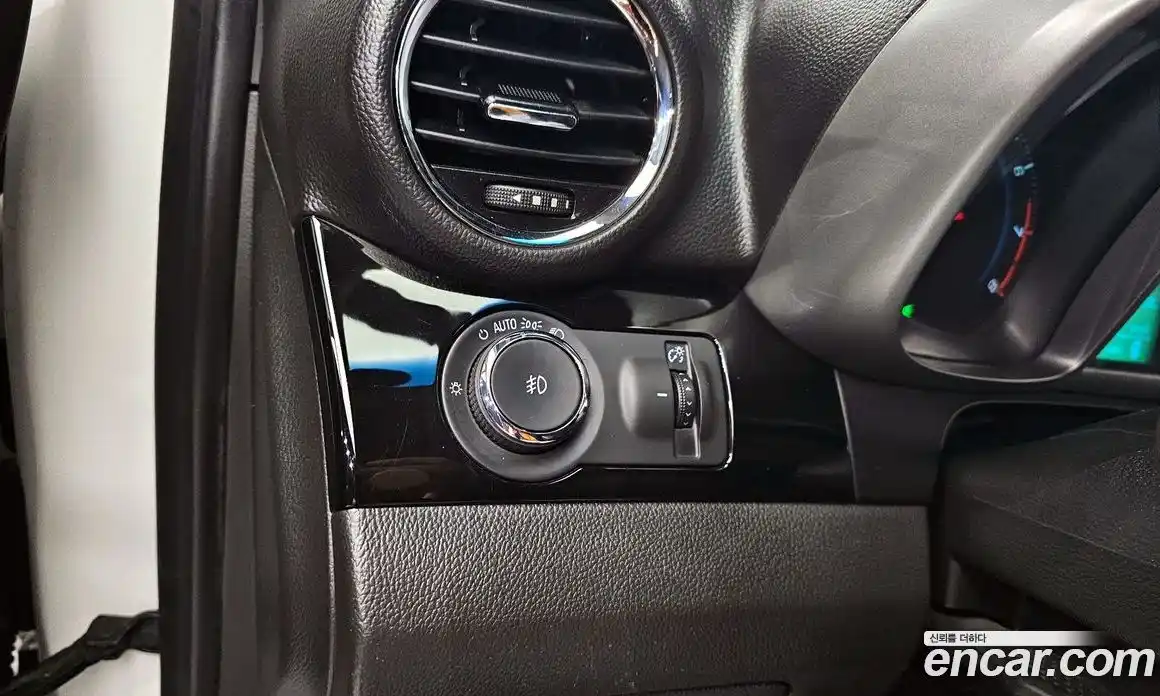 Chevrolet Orlando 2014 2.0 Автомат в Москве № 61064, фото 18