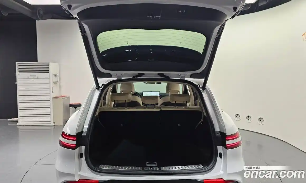 Genesis GV70 2021 2.5 Автомат в Москве № 78850, фото 14