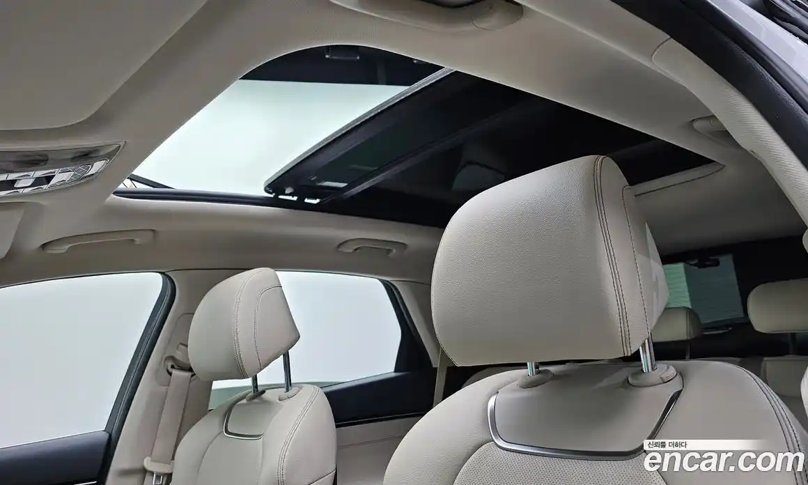 Genesis GV70 2021 2.5 Автомат в Москве № 78850, фото 20