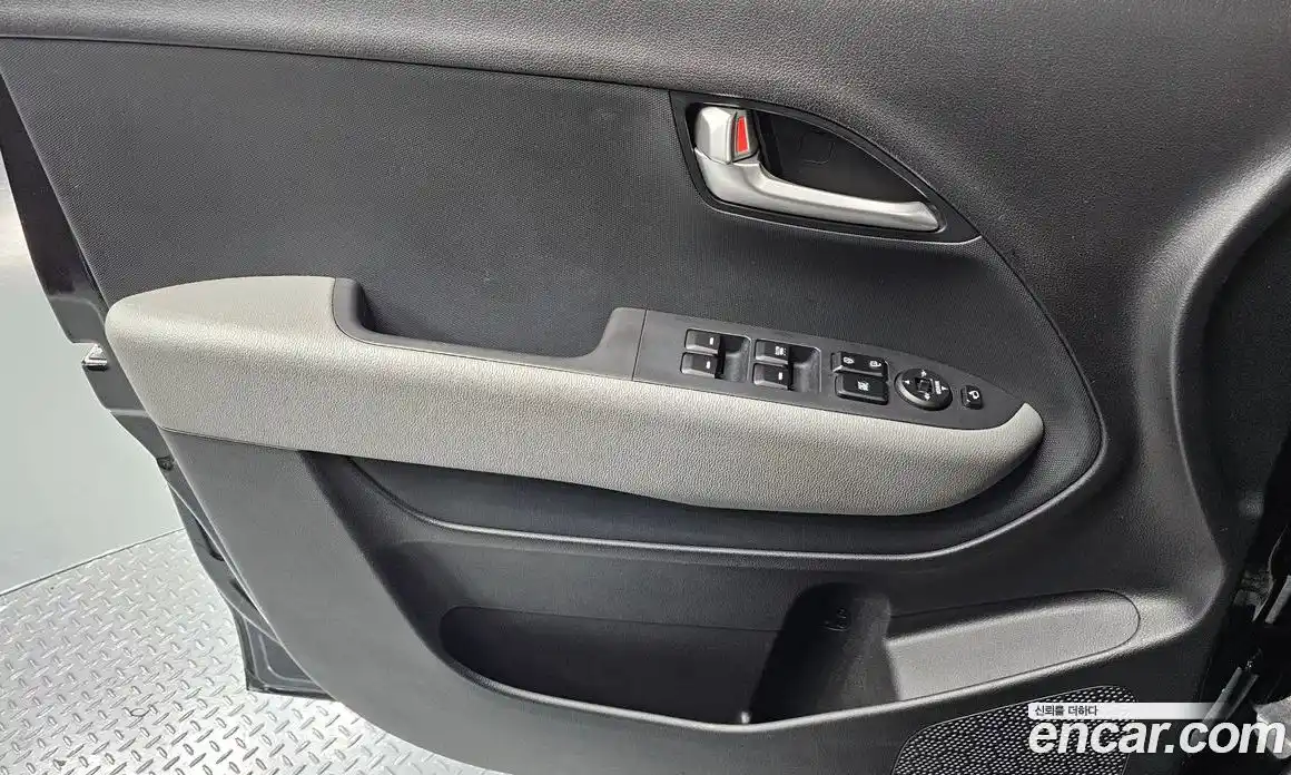 Kia Ray 2023 1.0 Автомат в Москве № 101510, фото 13