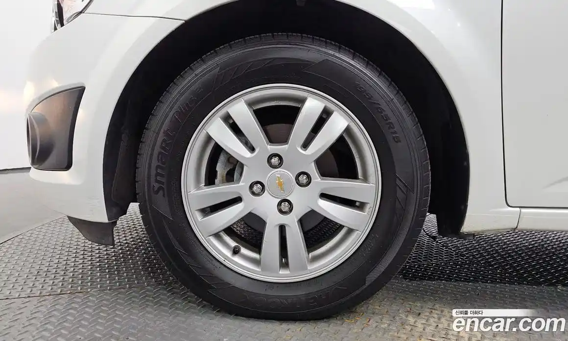 Chevrolet Aveo 2014 1.6 Автомат в Москве № 101844, фото 15