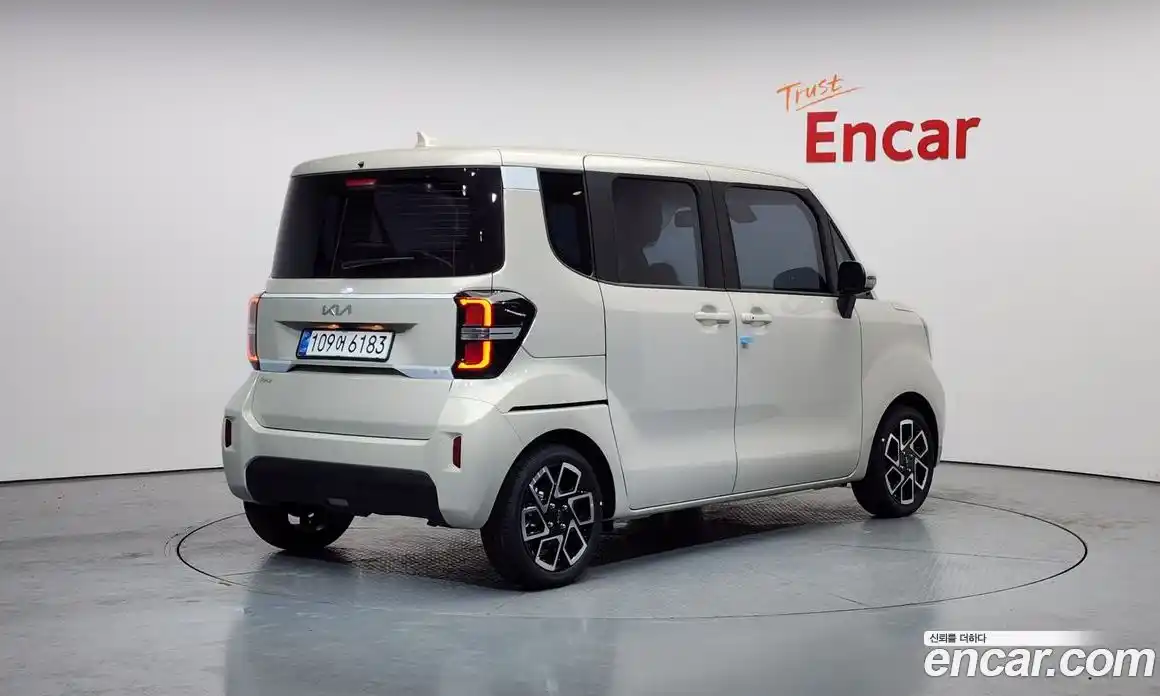 Kia Ray 2026 1.0 Автомат в Москве № 103123, фото 14