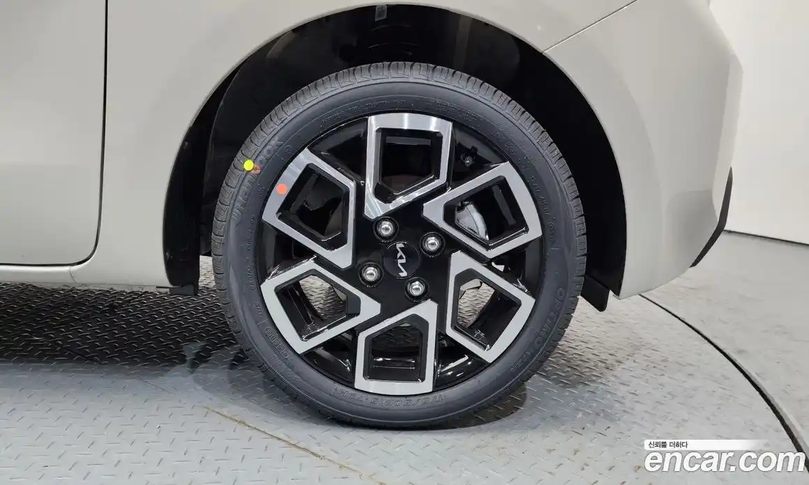 Kia Ray 2026 1.0 Автомат в Москве № 103123, фото 16