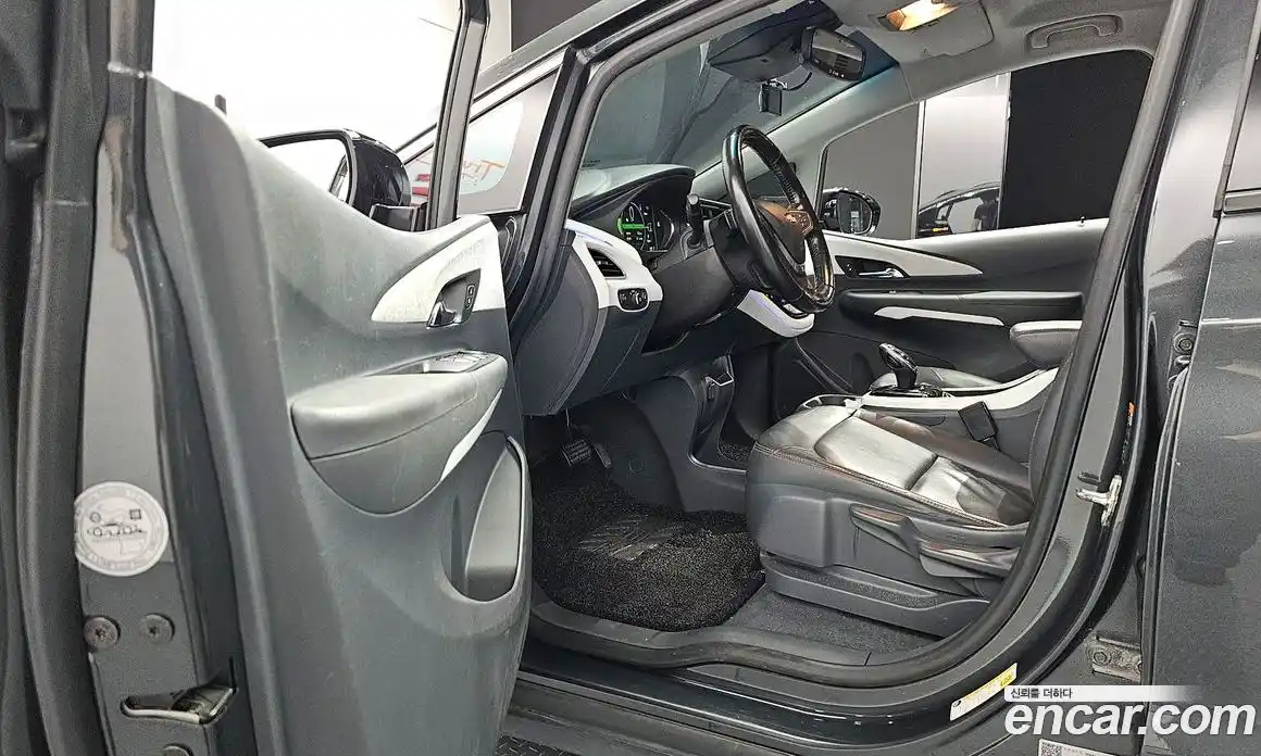 Chevrolet Bolt EV 2019 0.2 Автомат в Москве № 103843, фото 5