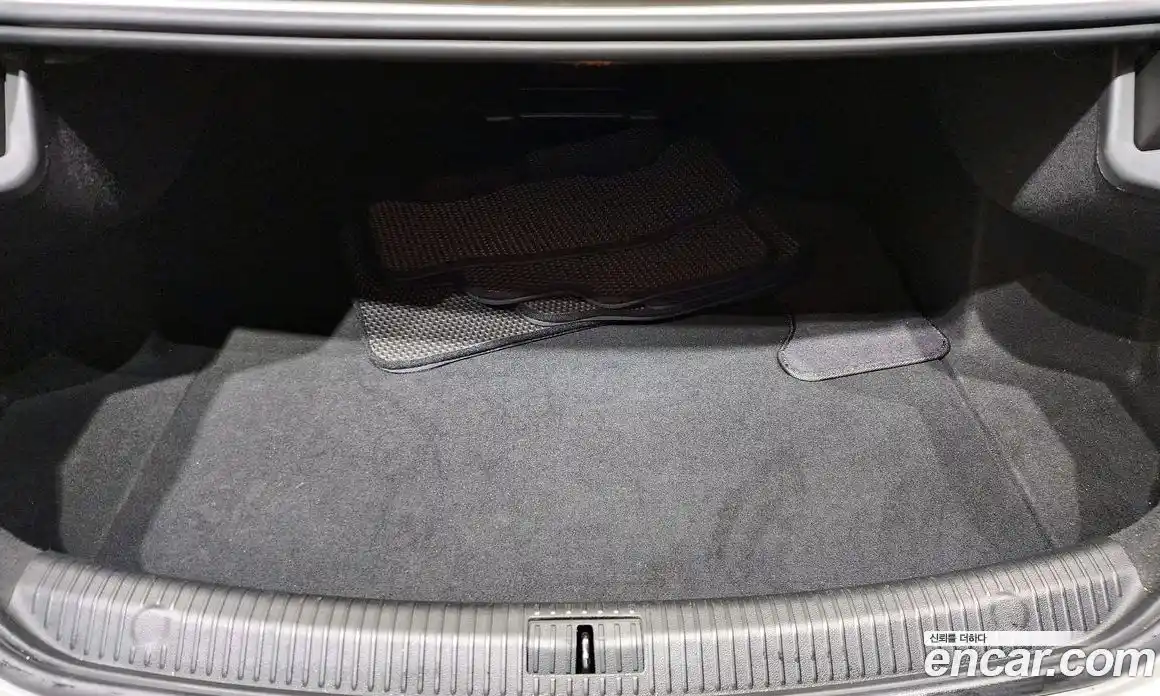 Renault SM6 2016 2.0 Автомат в Москве № 106502, фото 11