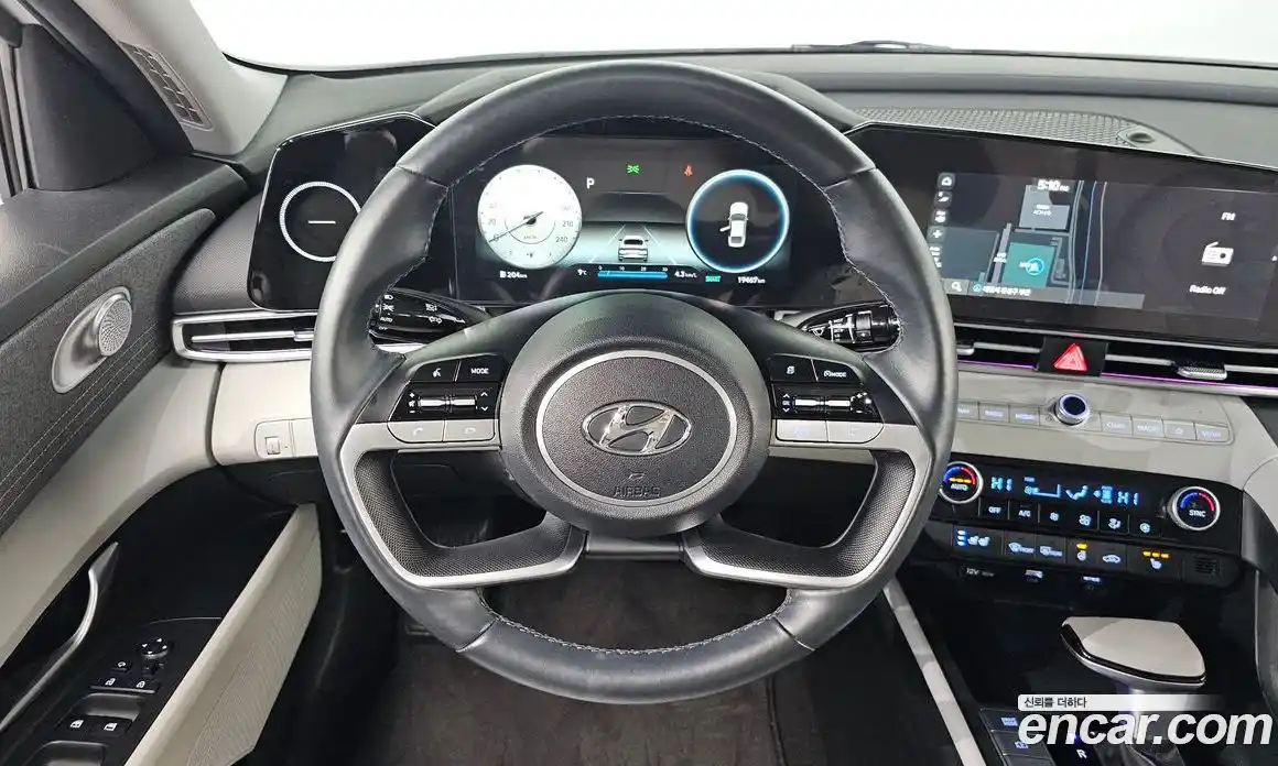 Hyundai Avante 2022 1.6 Автомат в Москве № 108257, фото 17