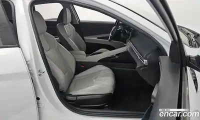 Hyundai Avante 2022 1.6 Автомат в Москве № 108257, миниатюра 6