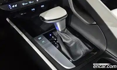 Hyundai Avante 2022 1.6 Автомат в Москве № 108257, миниатюра 8