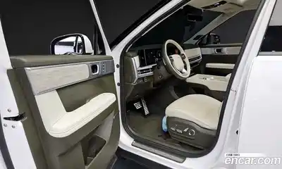 Hyundai Santa Fe 2024 2.5 Автомат в Москве № 109751, миниатюра 7