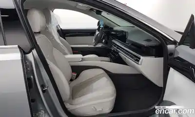 Hyundai Grandeur 2023 3.5 Автомат в Москве № 112559, миниатюра 11