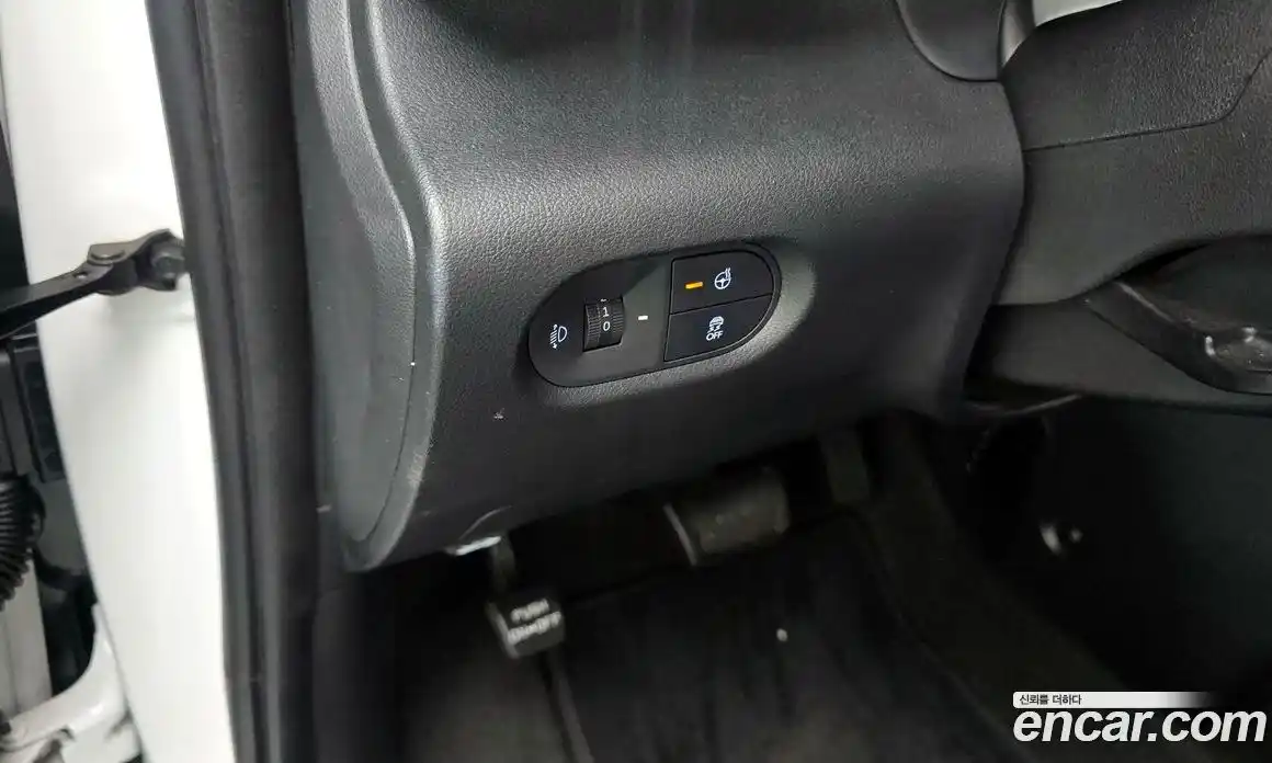 Hyundai Casper 2022 1.0 Автомат в Москве № 115065, фото 18