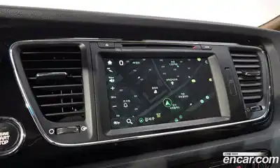 Kia Canival 2018 2.2 Автомат в Москве № 121987, миниатюра 5