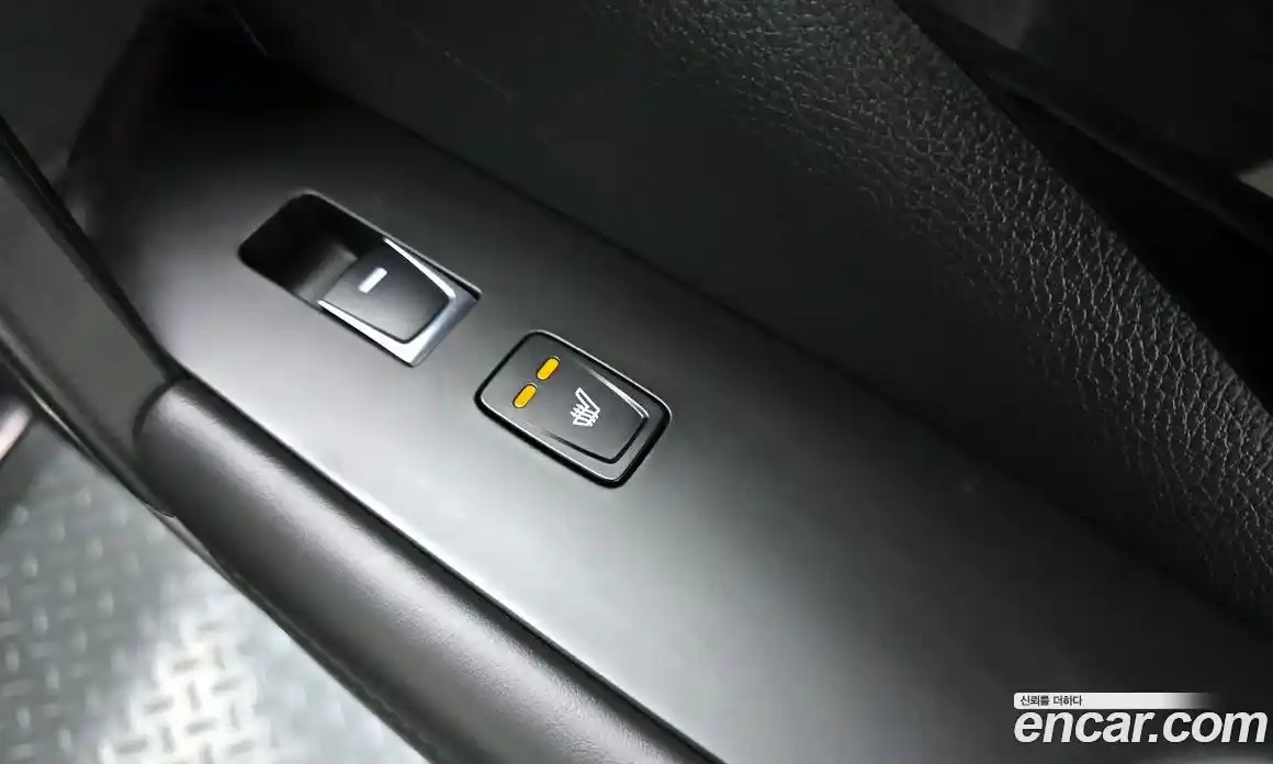 Hyundai Grandeur 2015 2.4 Автомат в Москве № 123651, фото 13