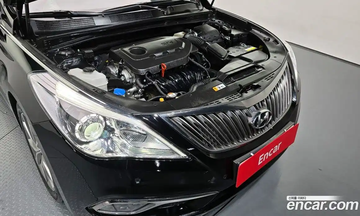 Hyundai Grandeur 2015 2.4 Автомат в Москве № 123651, фото 17